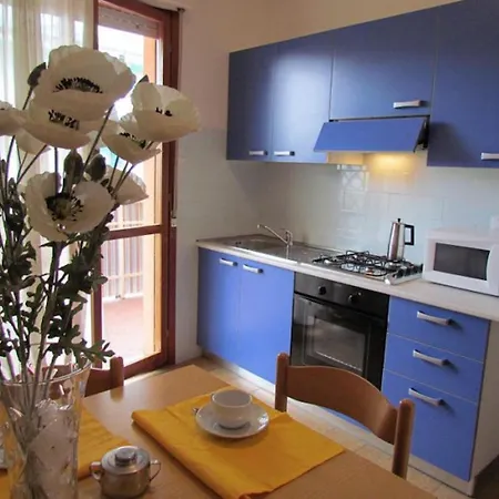 Apartament With Terrace And Pool