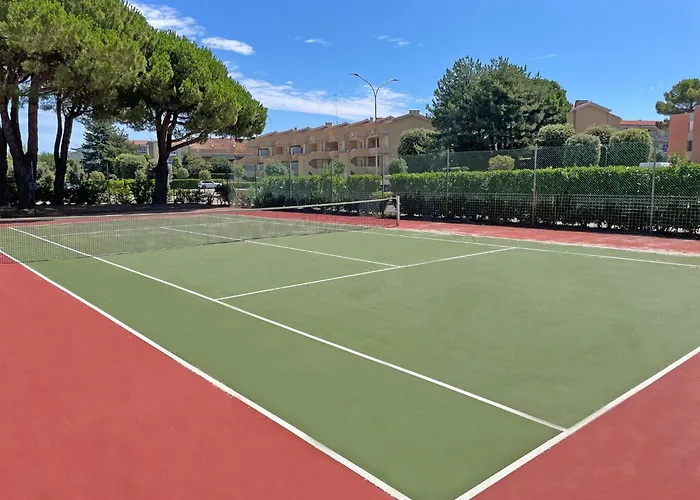 Apartament With Terrace And Pool *